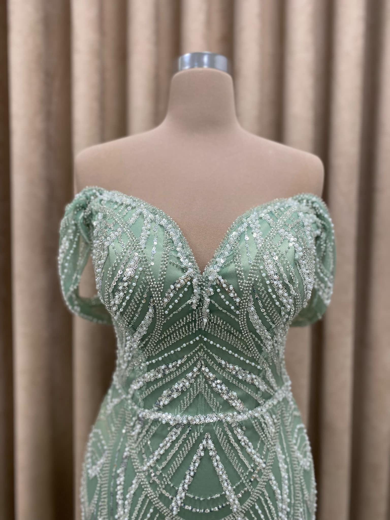 VELLAS DRESS